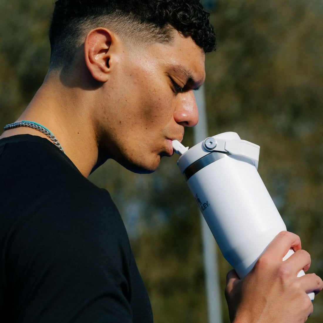 Stanley Water Bottle with Foldable Straw | 0.89L