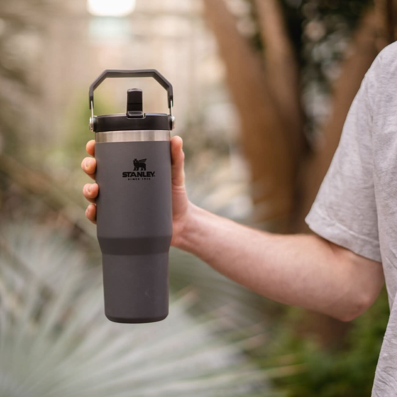 Gourde Stanley avec Paille Pliable | 0.89L - Polynesia Market