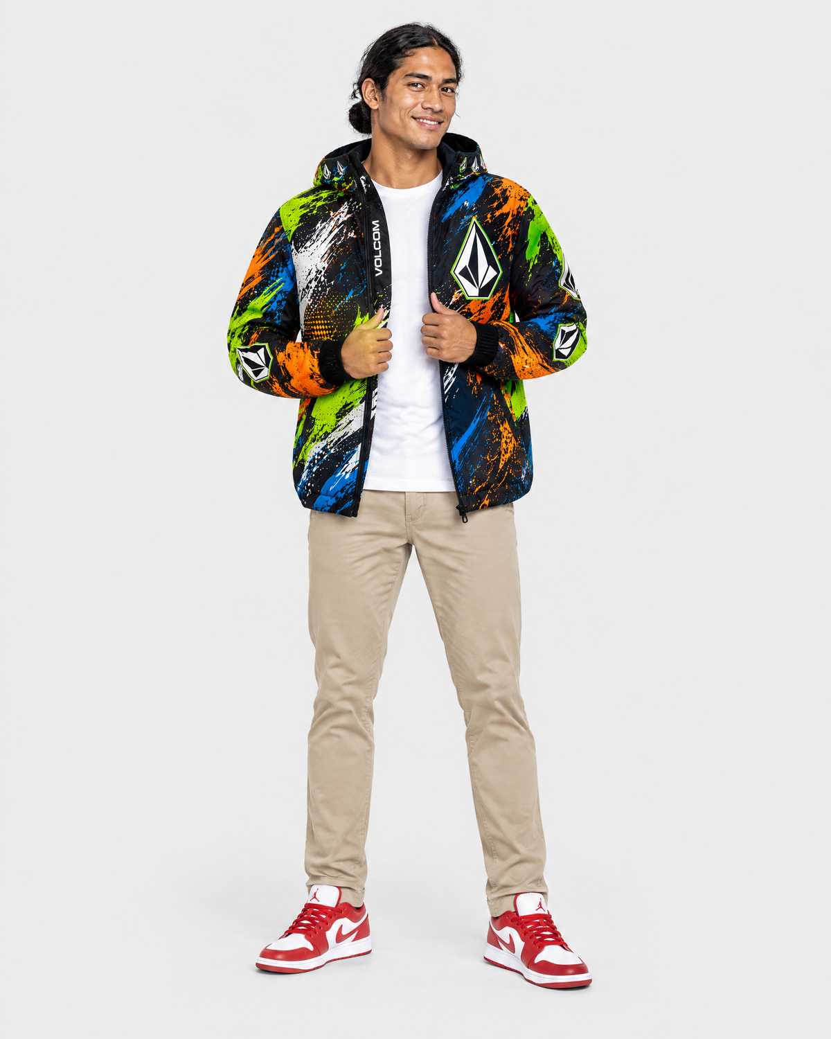 Veste Volcom Electric Rush - Portée par Raiarii, de face