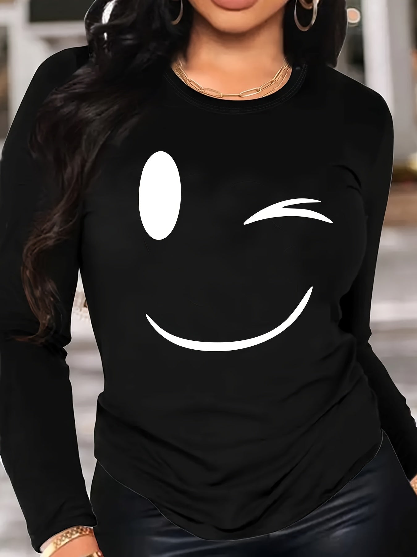 Plus Size Elegant Crew Neck T-Shirt, Polyester Knit Fabric with Medium Stretch, Geometric Smile Pattern, with Applique Detail, for All Seasons - Polynesia Market