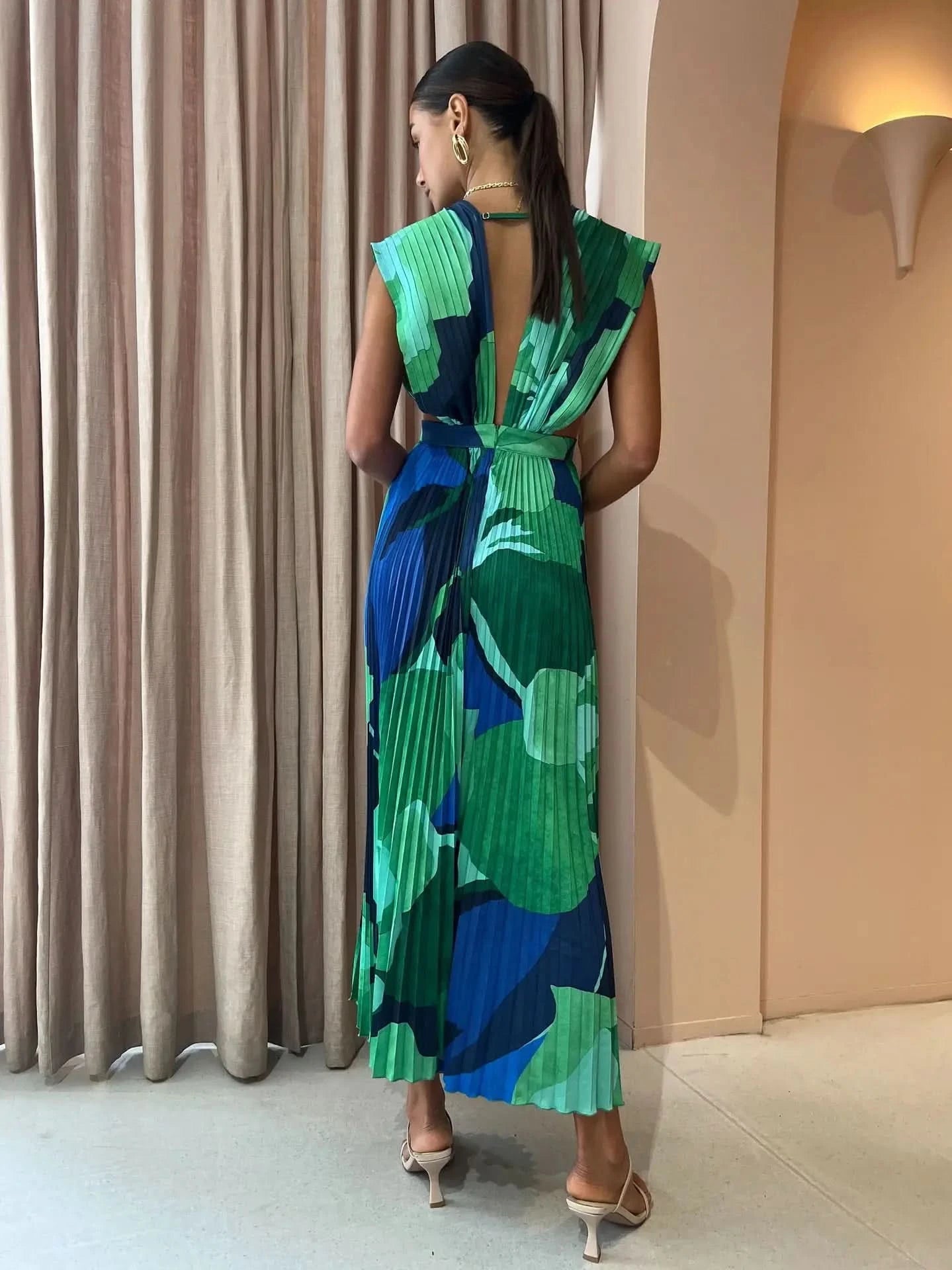 Sexy Dress New Pressed Pleated Sleeveless Dress Loose Holiday Women's Dress Beach Dress Summer Dress - Polynesia Market