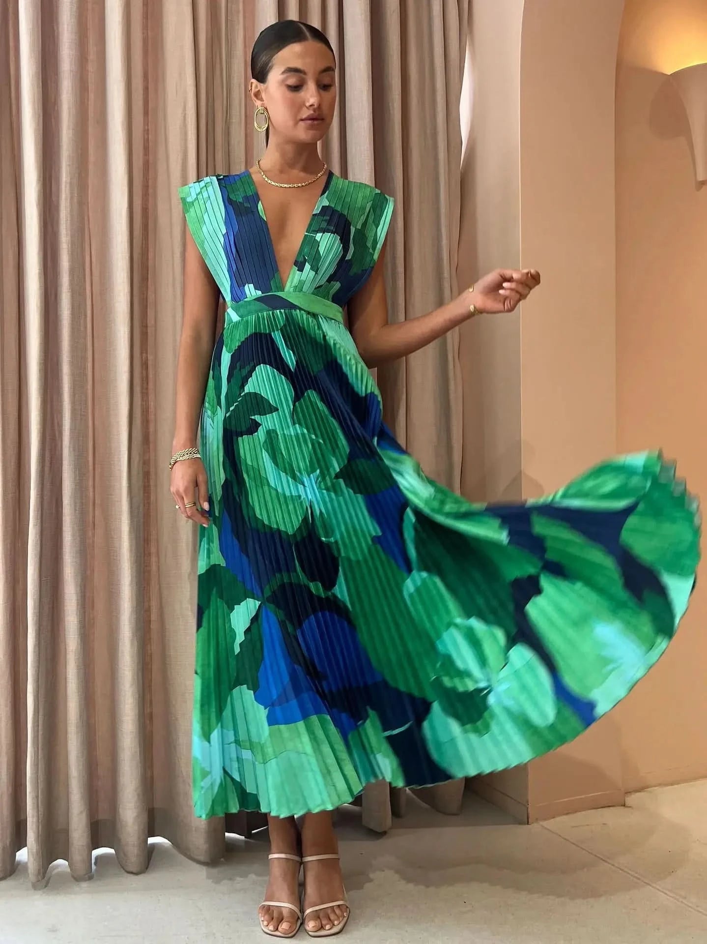 Sexy Dress New Pressed Pleated Sleeveless Dress Loose Holiday Women's Dress Beach Dress Summer Dress - Polynesia Market